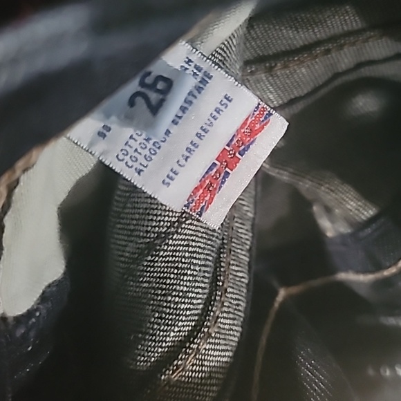 Hudson Jeans 26 - Picture 6 of 6